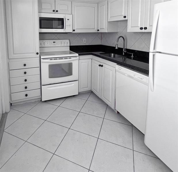 Photo - 3050 N Palm Aire Dr Unit 602