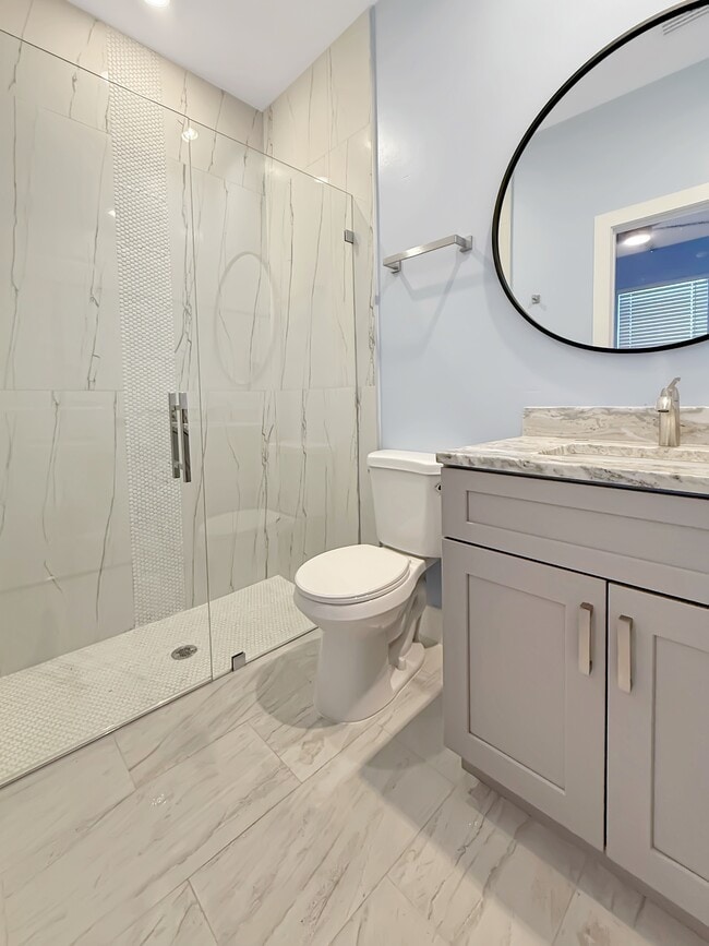 Photo - 2742 Orange St