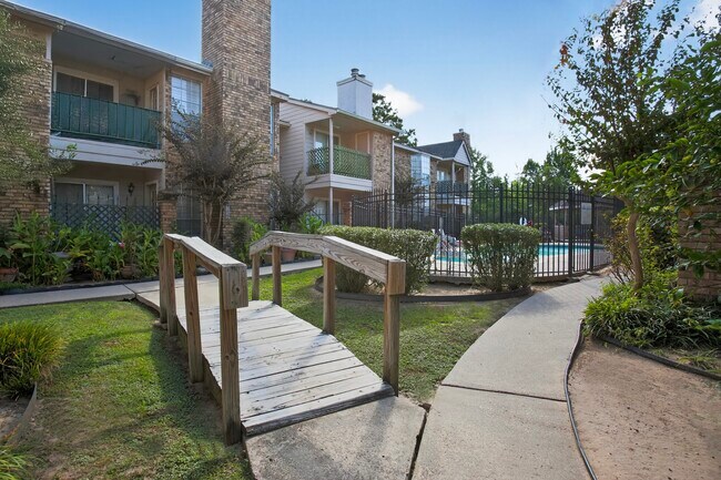 3770 Lovers Wood Ln Unit 610