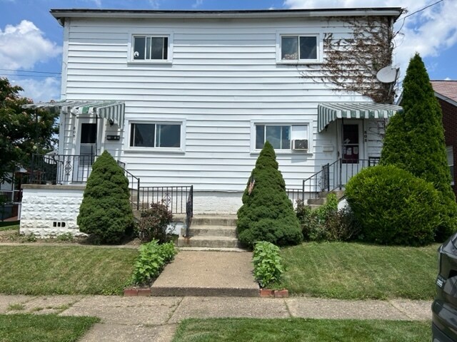 Front - 808 W Smithfield St Apartments Unit 808 1.5