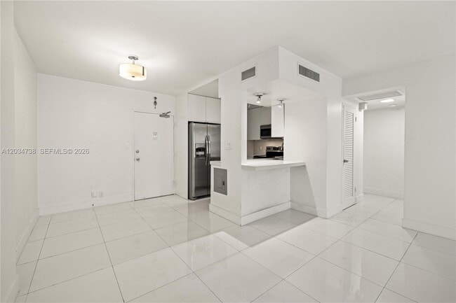 Photo - 1200 West Ave Unidad 622