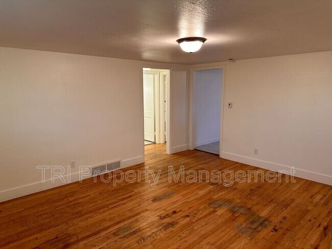 Photo - 33066 County Rd 43