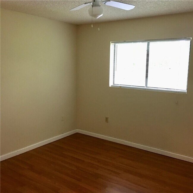 Photo - 351 Palm Way Unit 307
