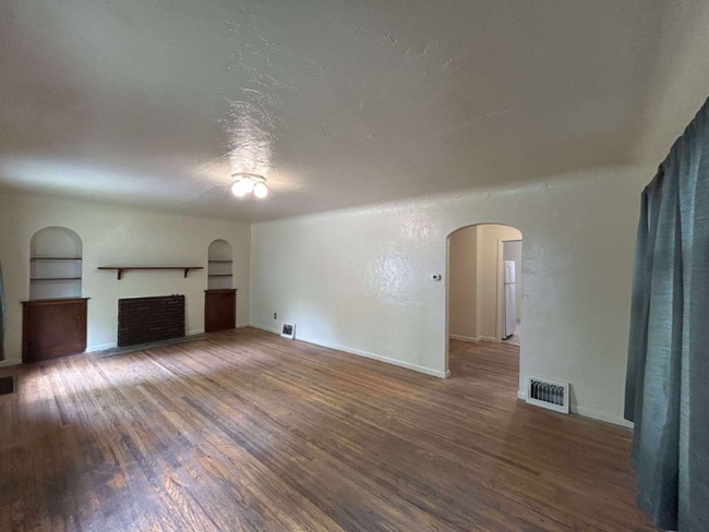 Photo - 272 Pierce St