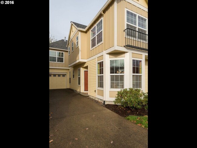 Side view of house - 6241 SW 205th Avenue