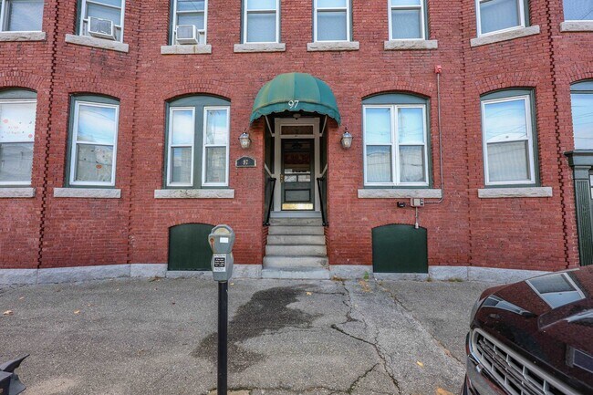 Photo - 97 Bridge St Unit 9