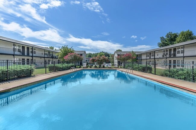 Courtyard Apartments
