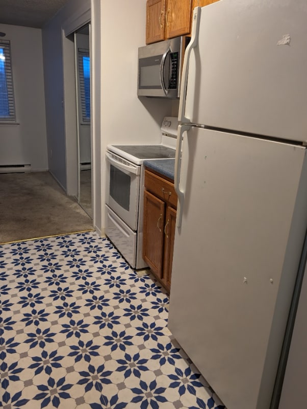 Building Photo - 6301 Robinson Rd