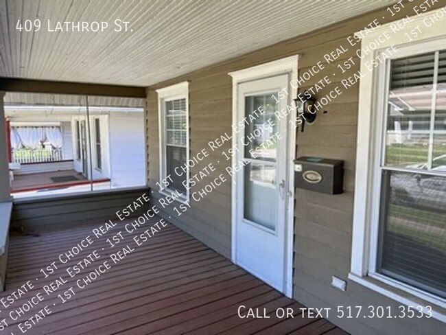 Photo - 409 Lathrop St