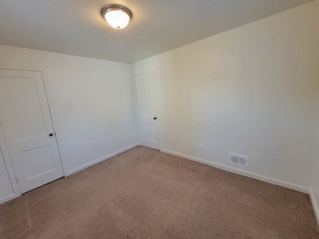 Photo - 1511 10th Ave