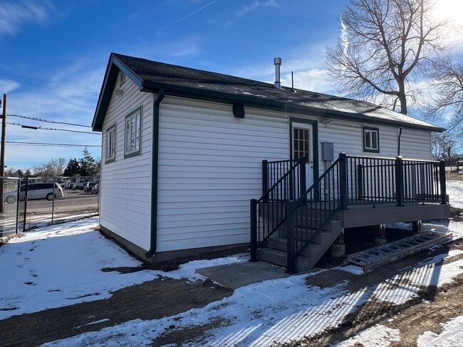 Building Photo - Charming 1BR House in Lakewood