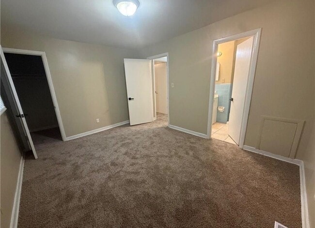 Photo - 3188 Ward Dr SW
