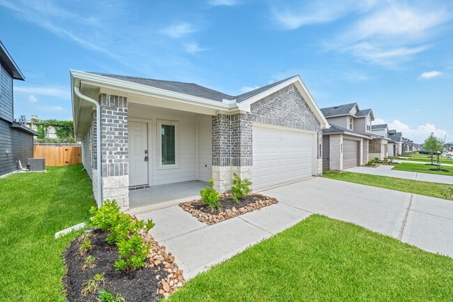 Photo - 16830 Paintbrush Holw Ln