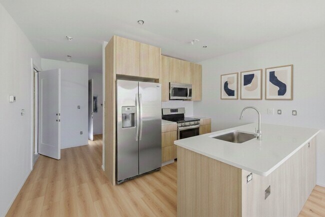 Photo - 1035 Commonwealth Ave Unit 301