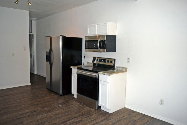 Photo - 1807 Fairmount Ave
