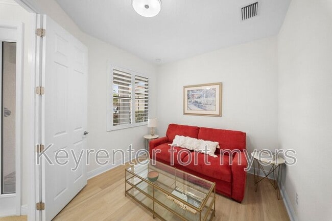 Photo - 9226 Astonia Way