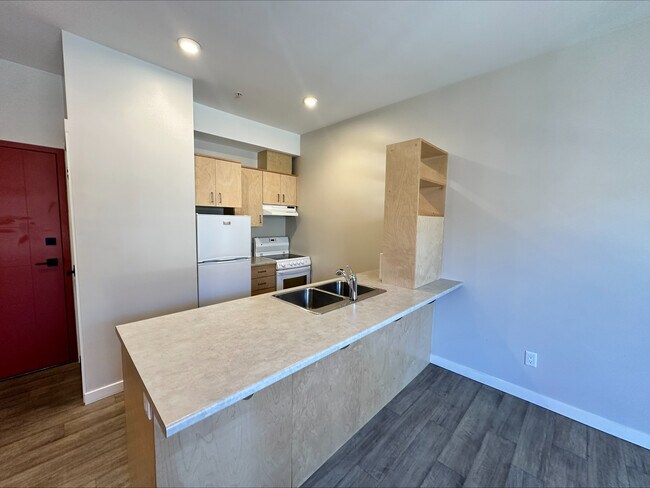 244-244 Selby St