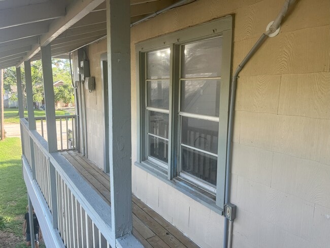 1711 Halsell St Unit Apartment