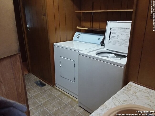 Photo - 8454 Braewick Dr