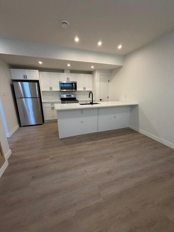 Photo - 14019-14104 104 Ave NW