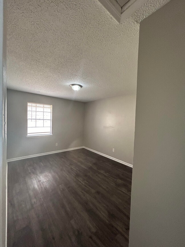 Photo - Westview 2 Unidad 2