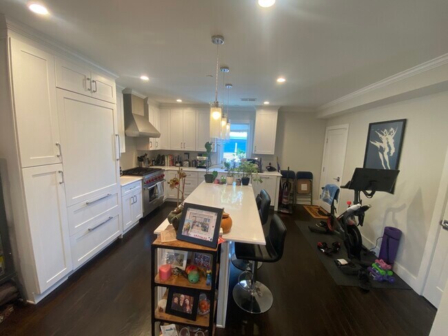 57 Hurley St