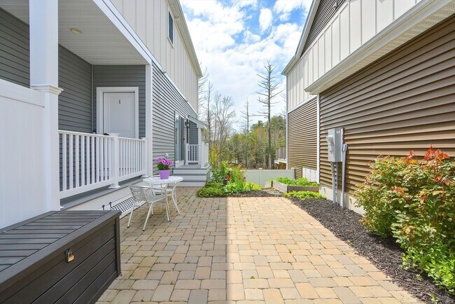 Photo - 18 Cleary Cir