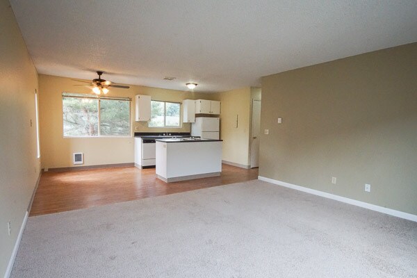 3705 SE 35th Pl Unit 17