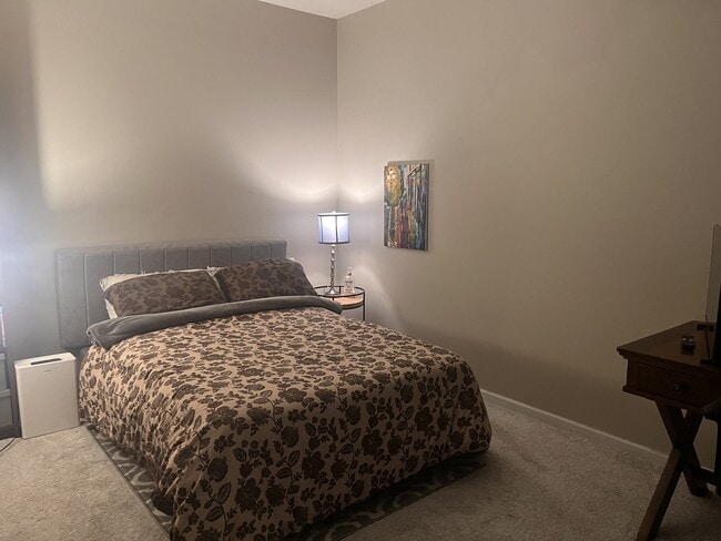 Photo - 25298 McIntyre Sq
