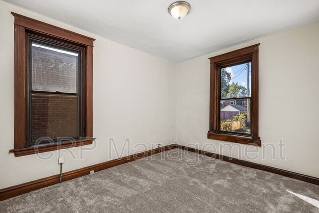 Photo - 5033 Ray Ave