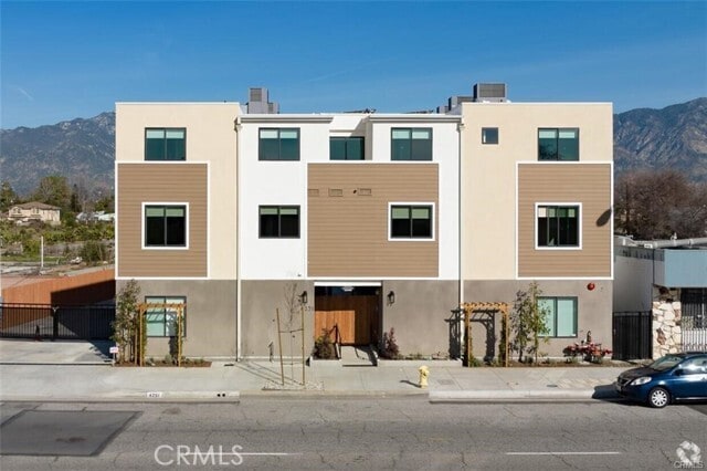 Building Photo - 4251 Live Oak Ave Unit 1 Rental