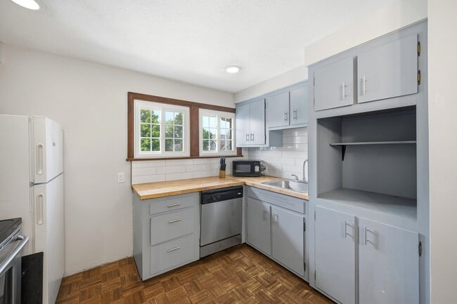 Photo - 3438 W 133rd St Unit UPPER