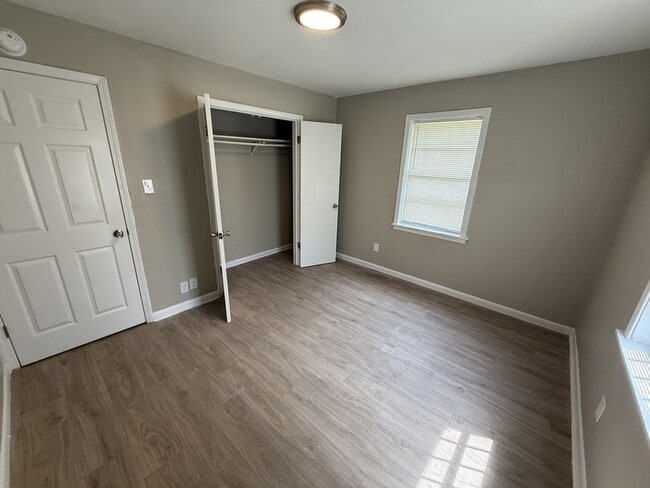 Photo - 1351 Austin St