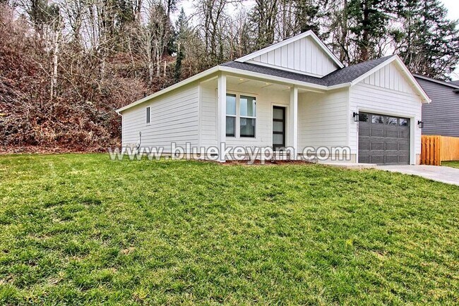 Photo - 3 Bed, 2 Bath Home in Woodland with Large Yard