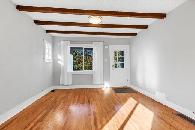 Photo - 434 Meade St