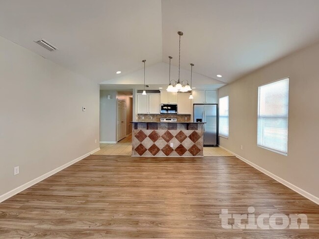 Photo - 4201 Broadstairs Dr SW