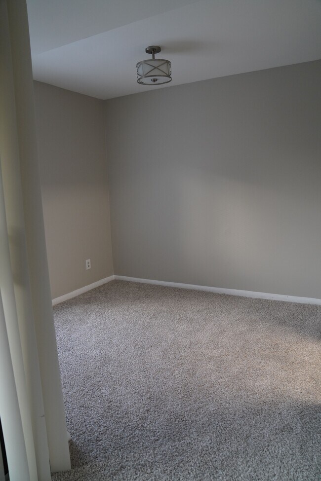 Photo - 6093 Majors Ln Unit 4J4