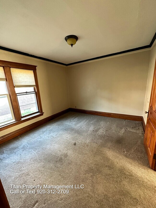 Photo - 196 Ellis St