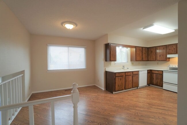 3460 Sun River Pl