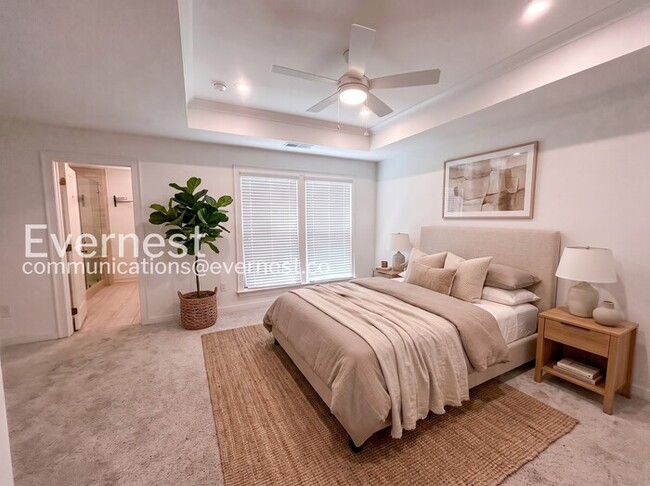 2114 Emmet Pk Ln