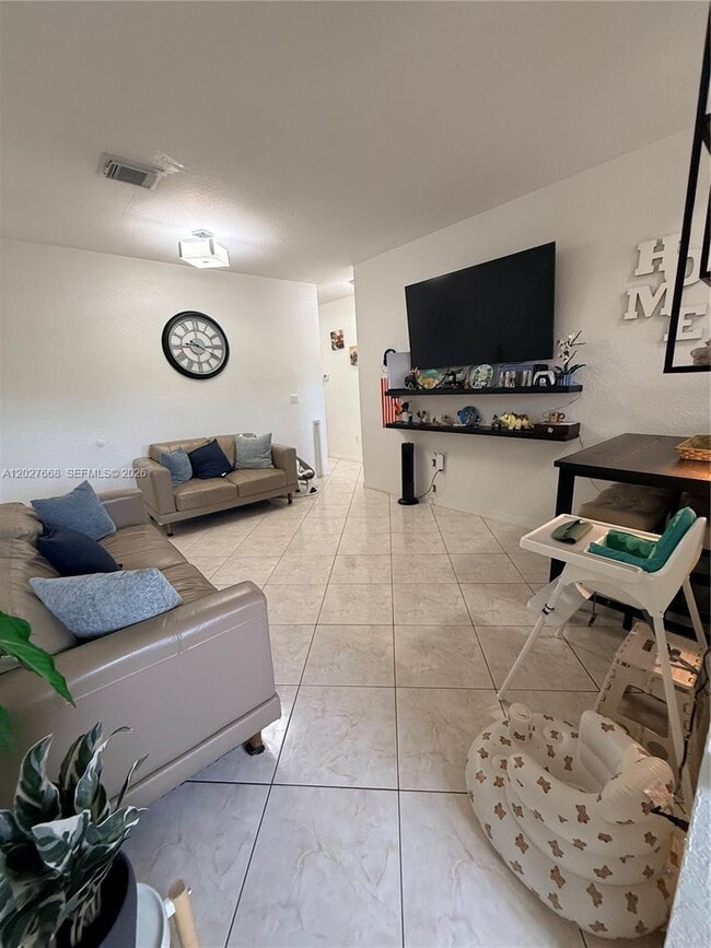 Photo - 340 E 5th St Unit 202