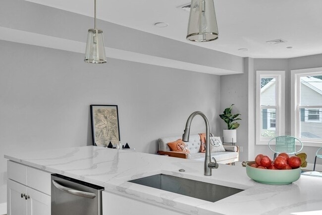 Photo - 19 Plymouth St Unit 1