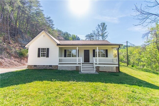 Building Photo - 270 Irwin Mill Rd SE