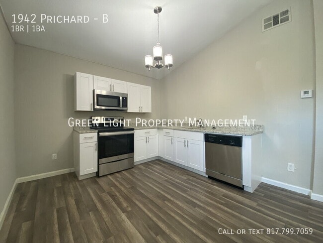 Photo - 1942 Prichard-B