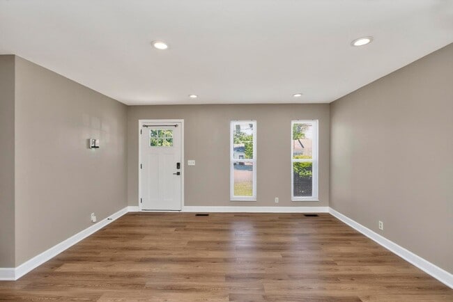 Photo - 3153 Towne Village Rd