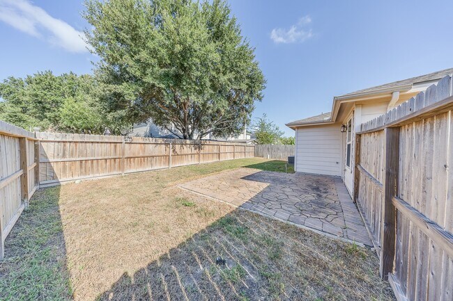 Photo - 6503 Warfield Ln