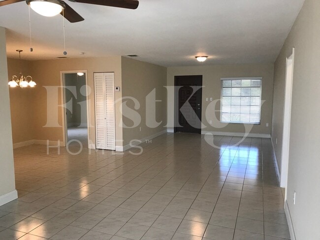 Photo - 21102 SW 97th Pl