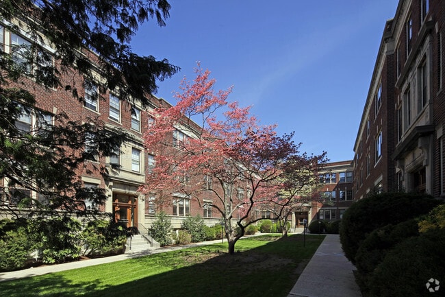 Photo - 12 Alton Pl Townhome