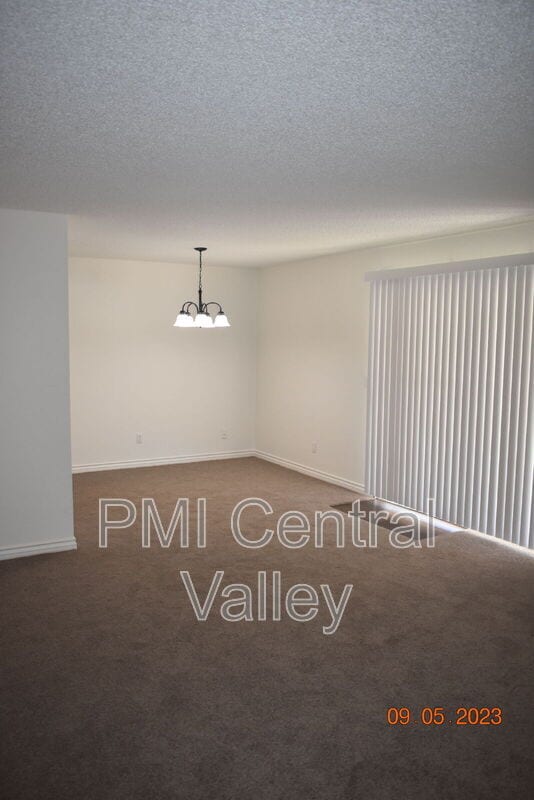 Building Photo - 280 Prado Way Rental