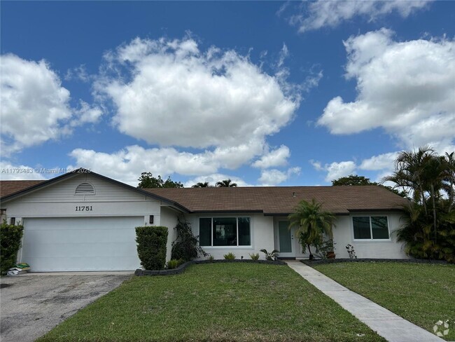 Building Photo - 11751 SW 52nd Ct Rental